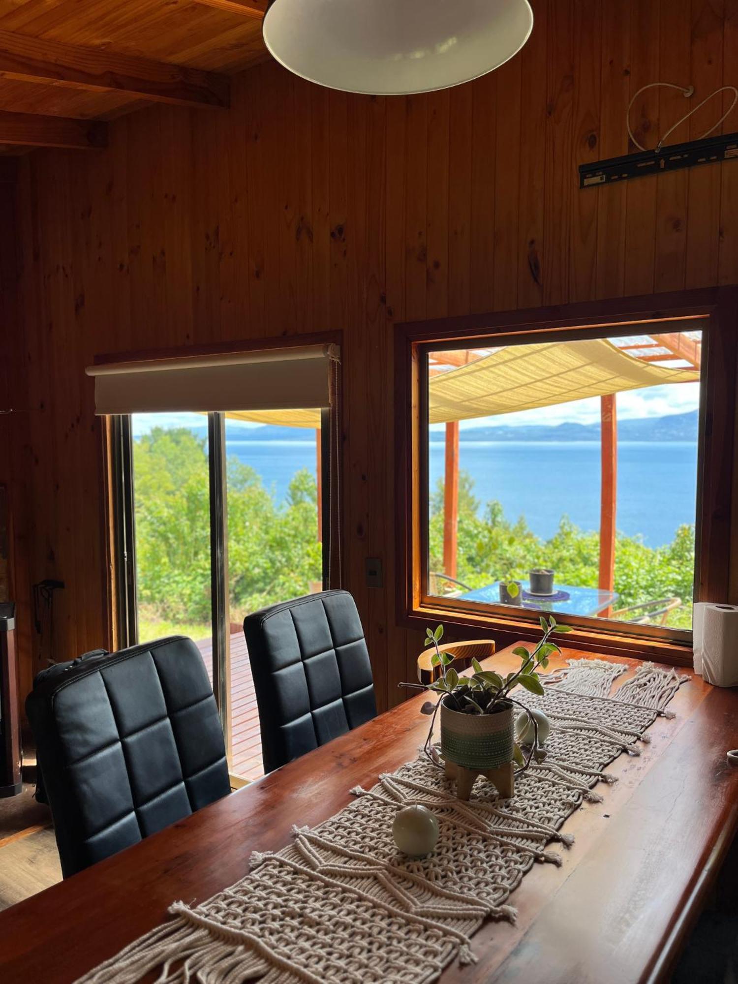 Cabañas Ayalén con vista al Lago Pucón Esterno foto