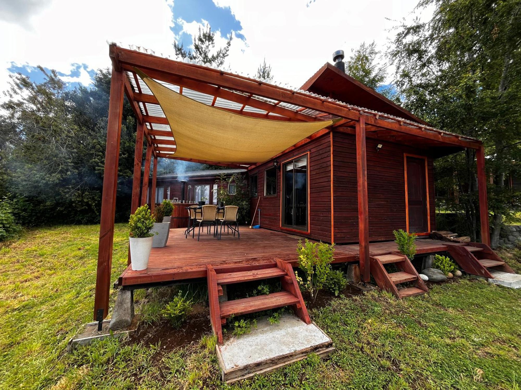Cabañas Ayalén con vista al Lago Pucón Esterno foto
