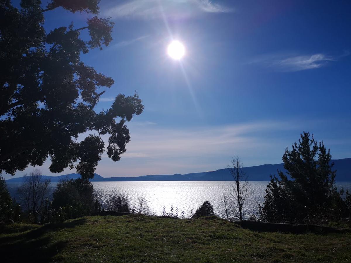 Cabañas Ayalén con vista al Lago Pucón Esterno foto