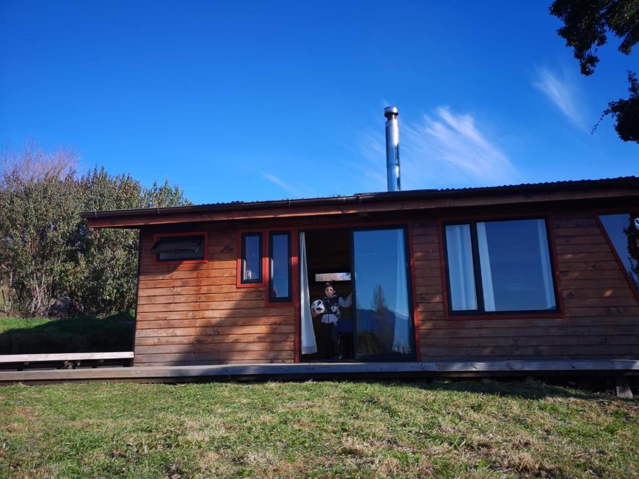 Cabañas Ayalén con vista al Lago Pucón Esterno foto